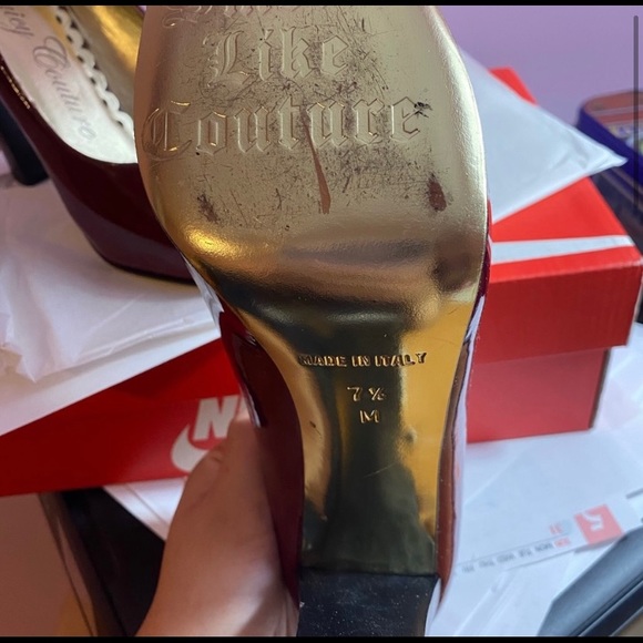 Juicy Couture Red Patent Leather Pump Heels - Picture 4 of 10